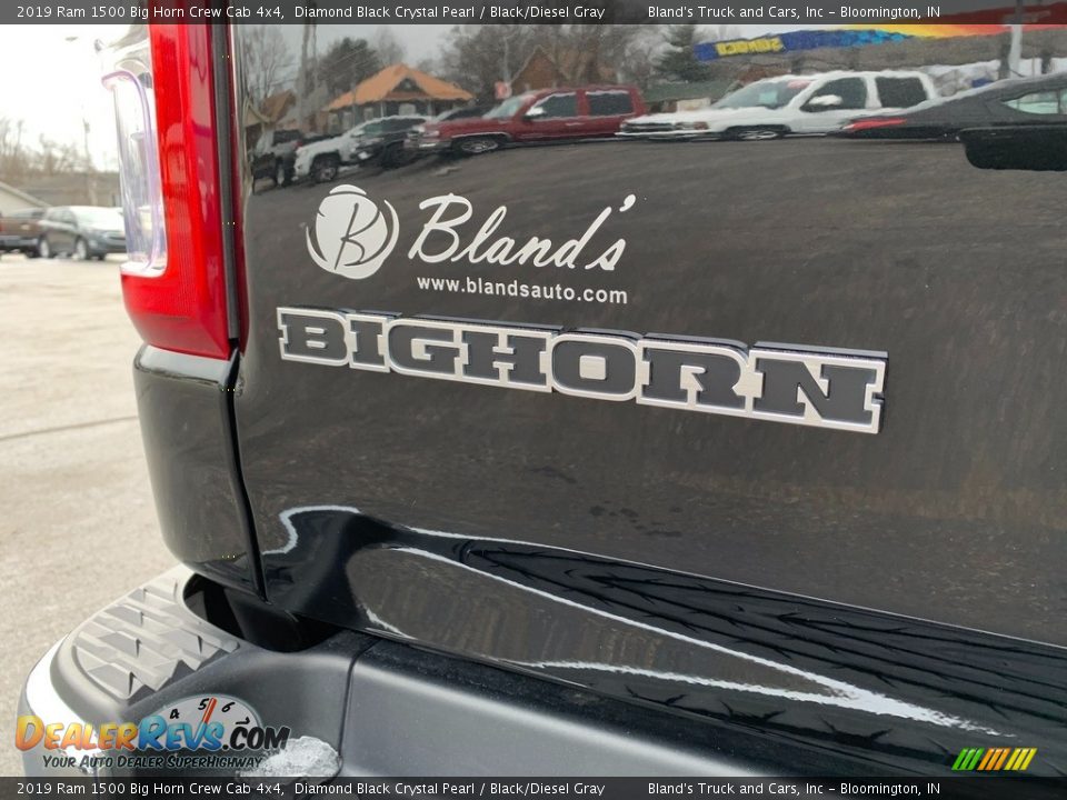 2019 Ram 1500 Big Horn Crew Cab 4x4 Diamond Black Crystal Pearl / Black/Diesel Gray Photo #16