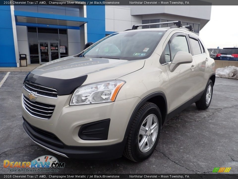 2016 Chevrolet Trax LT AWD Champagne Silver Metallic / Jet Black/Brownstone Photo #2