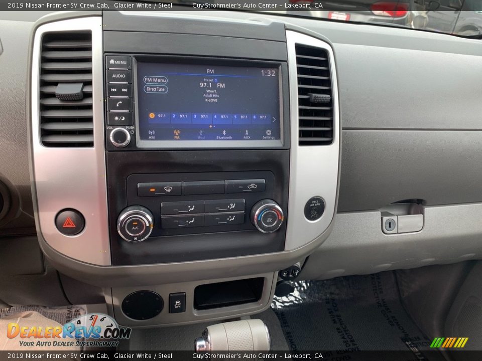 2019 Nissan Frontier SV Crew Cab Glacier White / Steel Photo #9