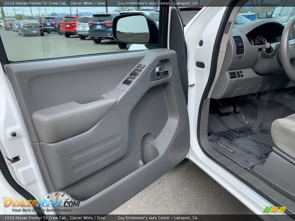 2019 Nissan Frontier SV Crew Cab Glacier White / Steel Photo #17