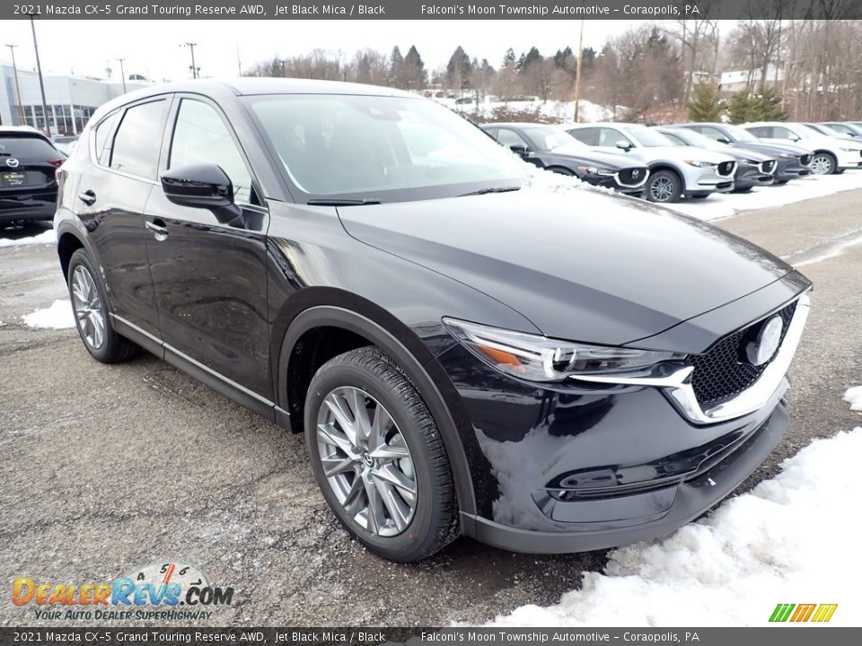 Front 3/4 View of 2021 Mazda CX-5 Grand Touring Reserve AWD Photo #3