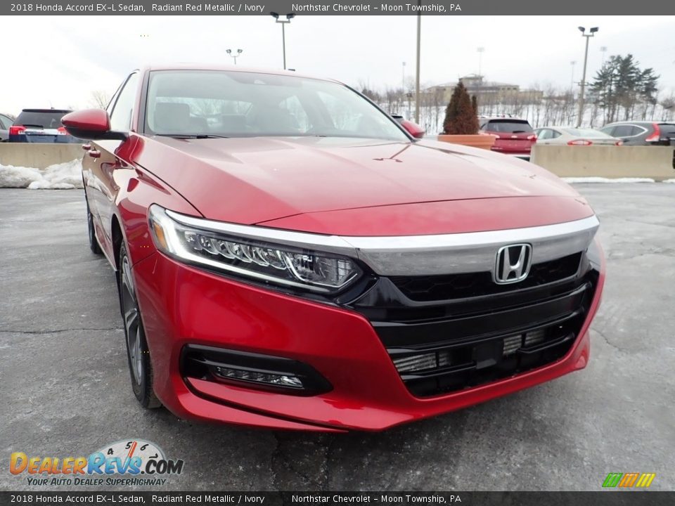 2018 Honda Accord EX-L Sedan Radiant Red Metallic / Ivory Photo #12