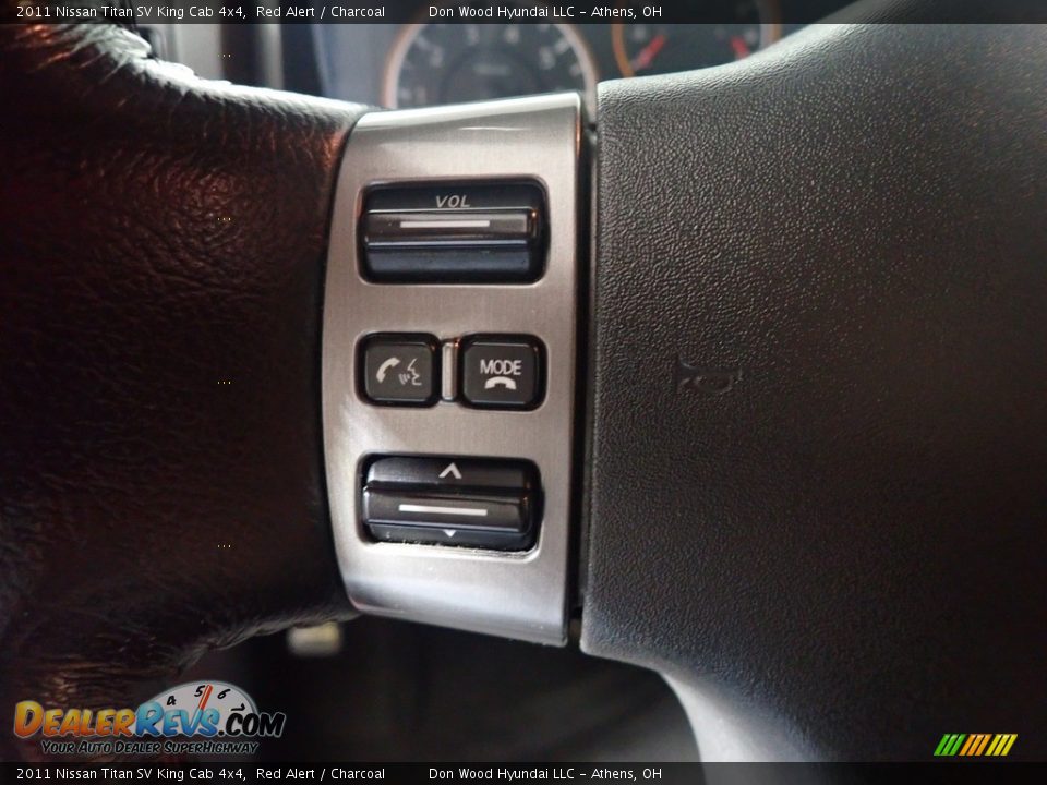 2011 Nissan Titan SV King Cab 4x4 Red Alert / Charcoal Photo #21