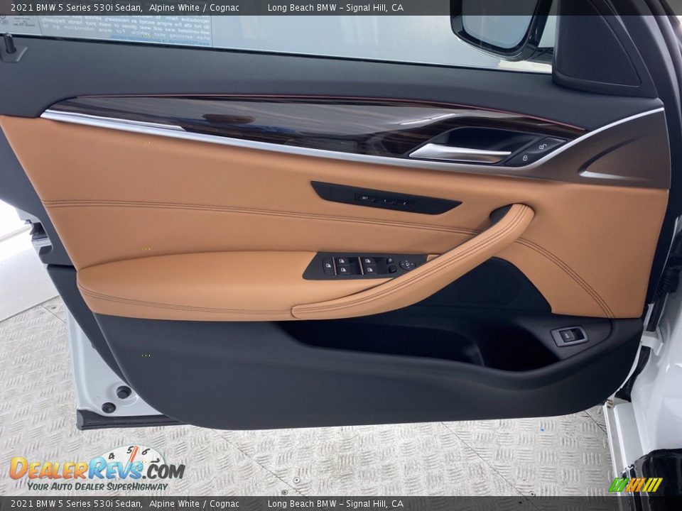 Door Panel of 2021 BMW 5 Series 530i Sedan Photo #20