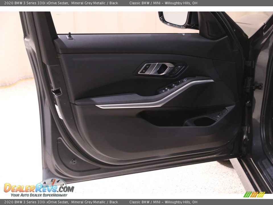 2020 BMW 3 Series 330i xDrive Sedan Mineral Grey Metallic / Black Photo #4