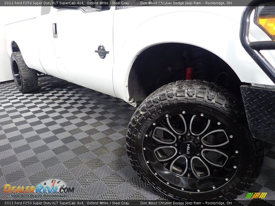 2011 Ford F250 Super Duty XLT SuperCab 4x4 Oxford White / Steel Gray Photo #3
