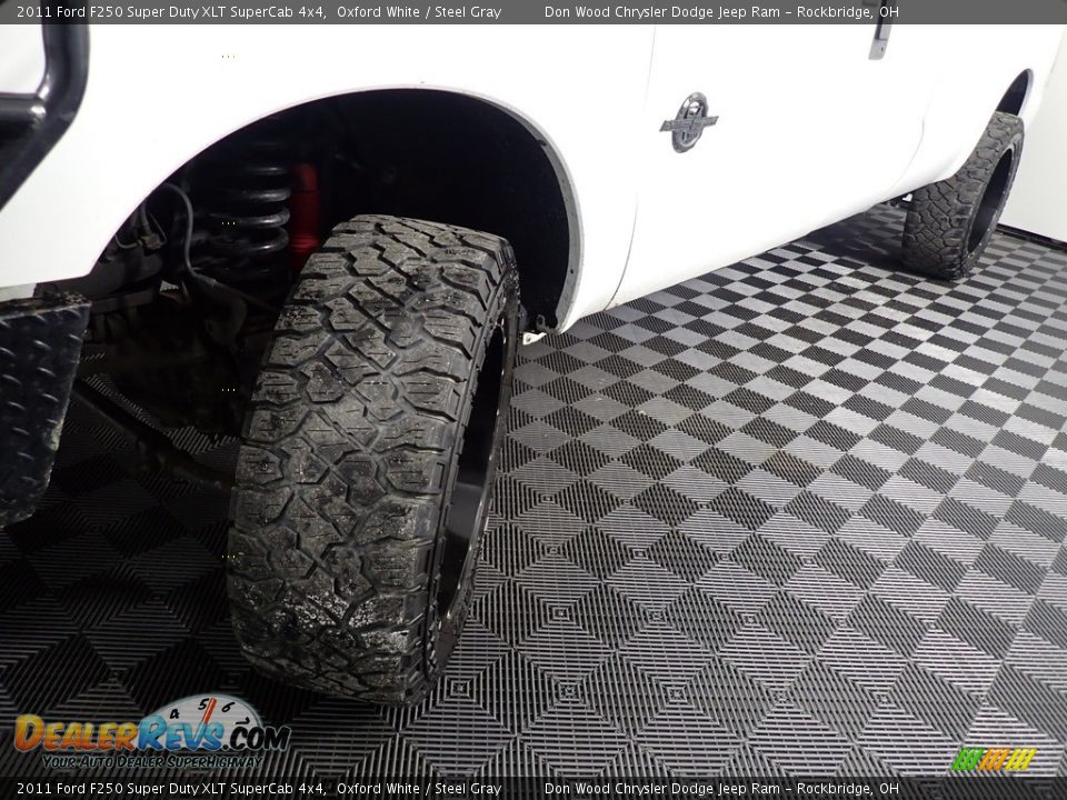 2011 Ford F250 Super Duty XLT SuperCab 4x4 Oxford White / Steel Gray Photo #8