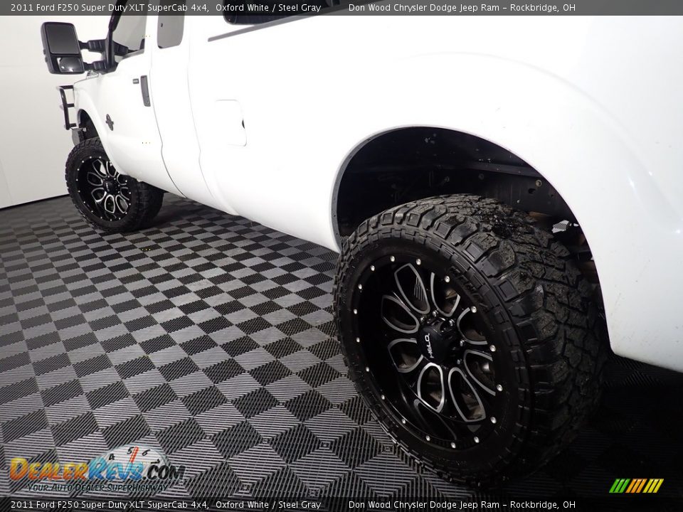 2011 Ford F250 Super Duty XLT SuperCab 4x4 Oxford White / Steel Gray Photo #9