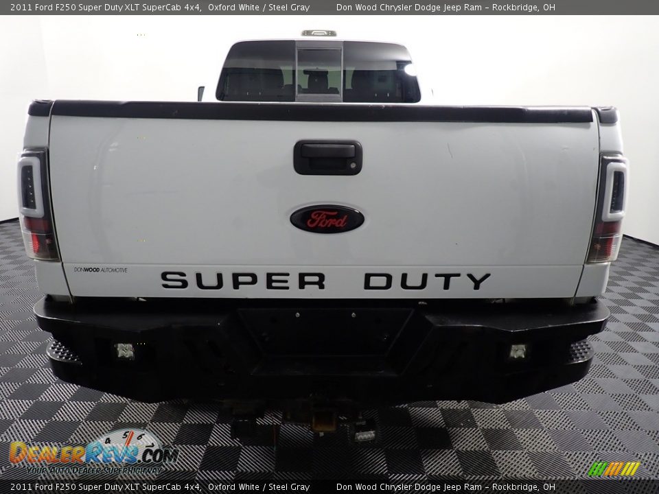 2011 Ford F250 Super Duty XLT SuperCab 4x4 Oxford White / Steel Gray Photo #11