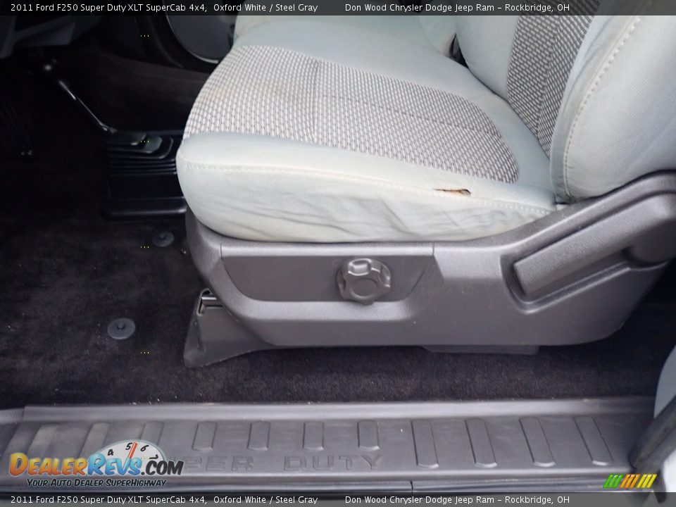 2011 Ford F250 Super Duty XLT SuperCab 4x4 Oxford White / Steel Gray Photo #19