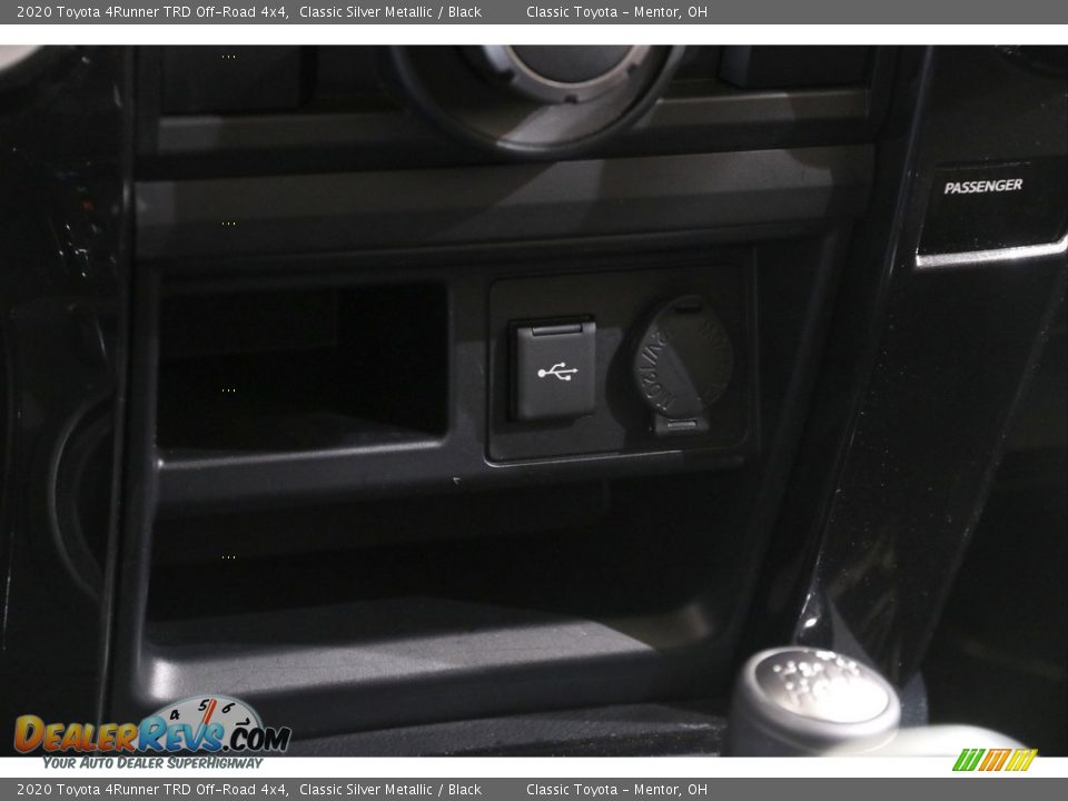 2020 Toyota 4Runner TRD Off-Road 4x4 Classic Silver Metallic / Black Photo #14