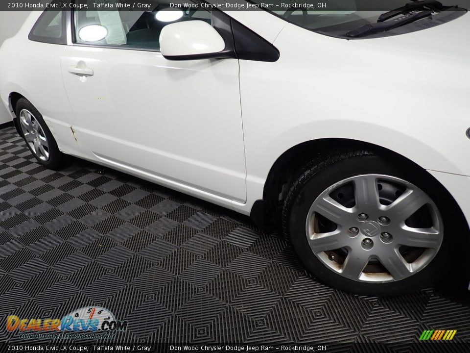 2010 Honda Civic LX Coupe Taffeta White / Gray Photo #3