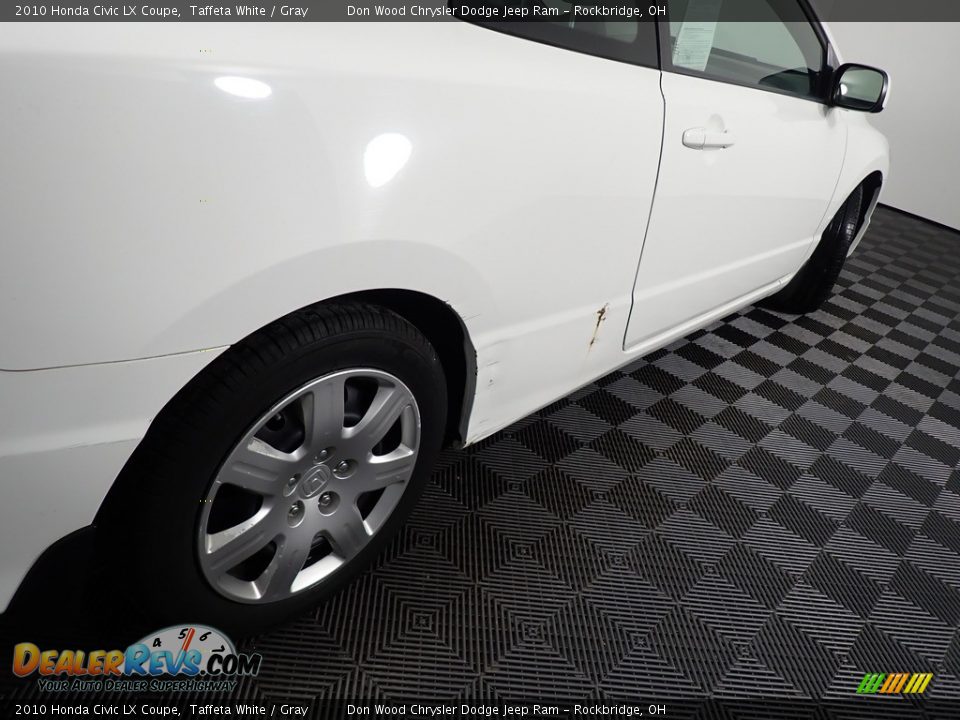 2010 Honda Civic LX Coupe Taffeta White / Gray Photo #17