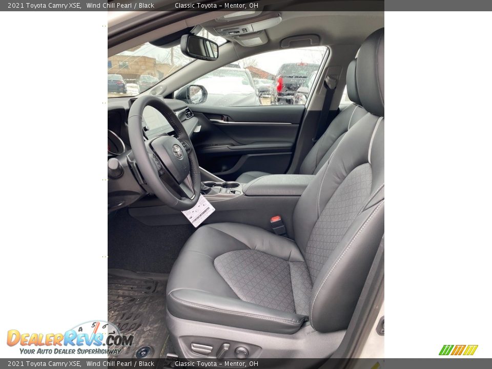 2021 Toyota Camry XSE Wind Chill Pearl / Black Photo #2