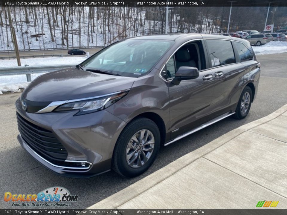 2021 Toyota Sienna XLE AWD Hybrid Predawn Gray Mica / Graphite Photo #13