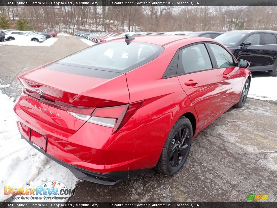 2021 Hyundai Elantra SEL Calypso Red / Medium Gray Photo #2