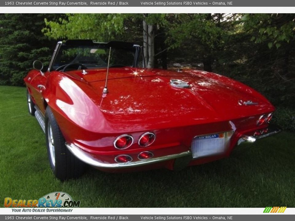 1963 Chevrolet Corvette Sting Ray Convertible Riverside Red / Black Photo #2