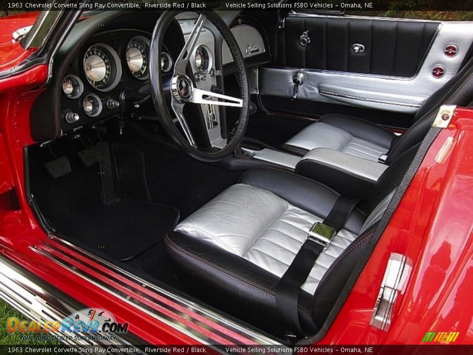 1963 Chevrolet Corvette Sting Ray Convertible Riverside Red / Black Photo #3