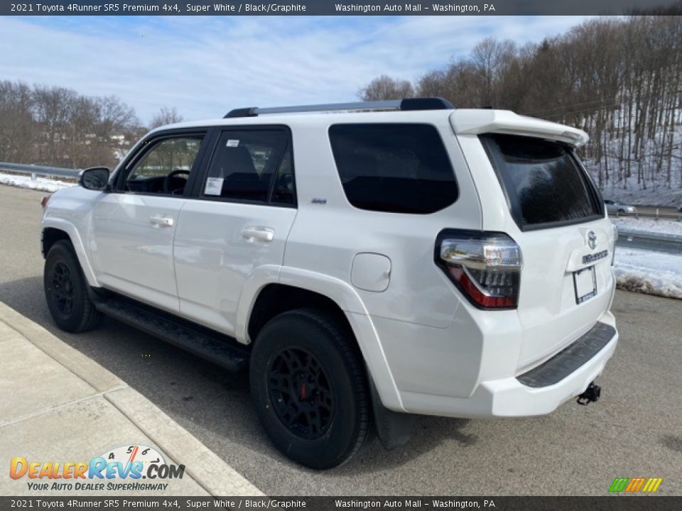 2021 Toyota 4Runner SR5 Premium 4x4 Super White / Black/Graphite Photo #2