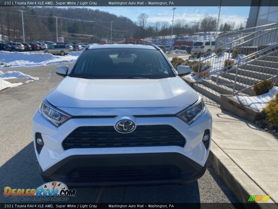 2021 Toyota RAV4 XLE AWD Super White / Light Gray Photo #11