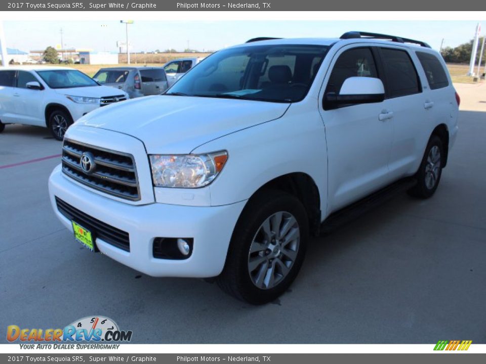 2017 Toyota Sequoia SR5 Super White / Graphite Photo #4