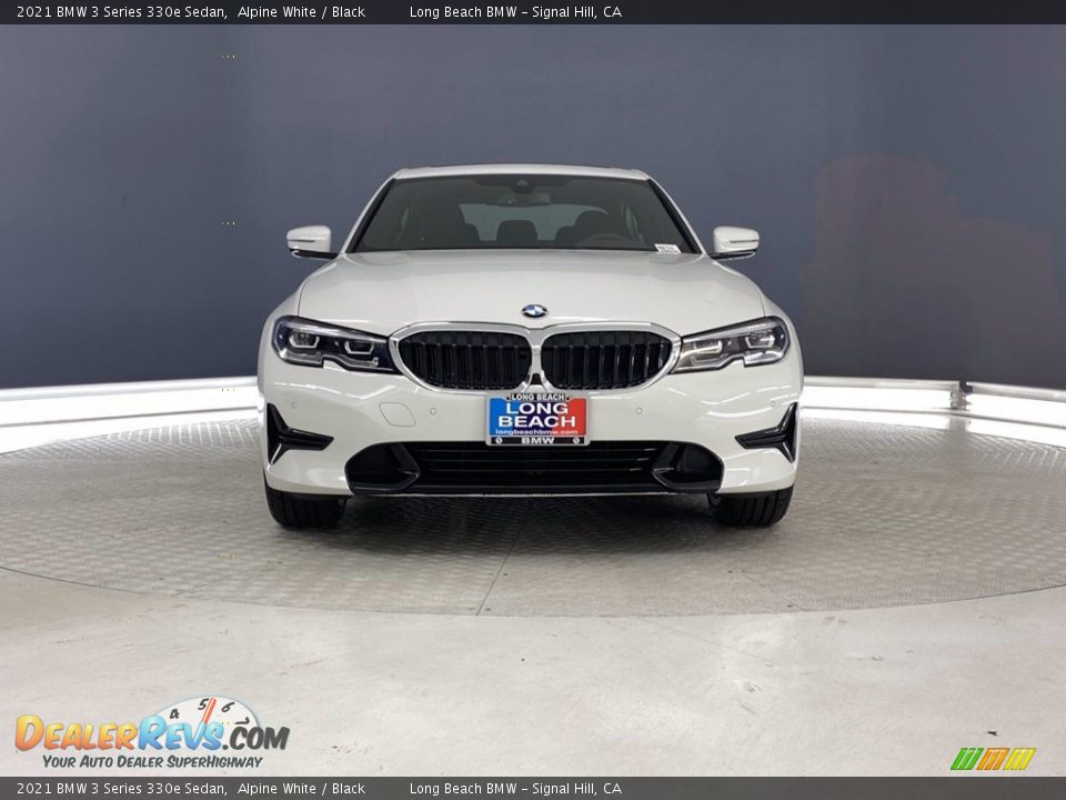 2021 BMW 3 Series 330e Sedan Alpine White / Black Photo #4