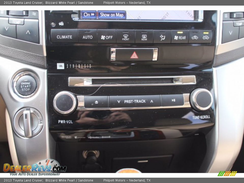 2013 Toyota Land Cruiser Blizzard White Pearl / Sandstone Photo #17