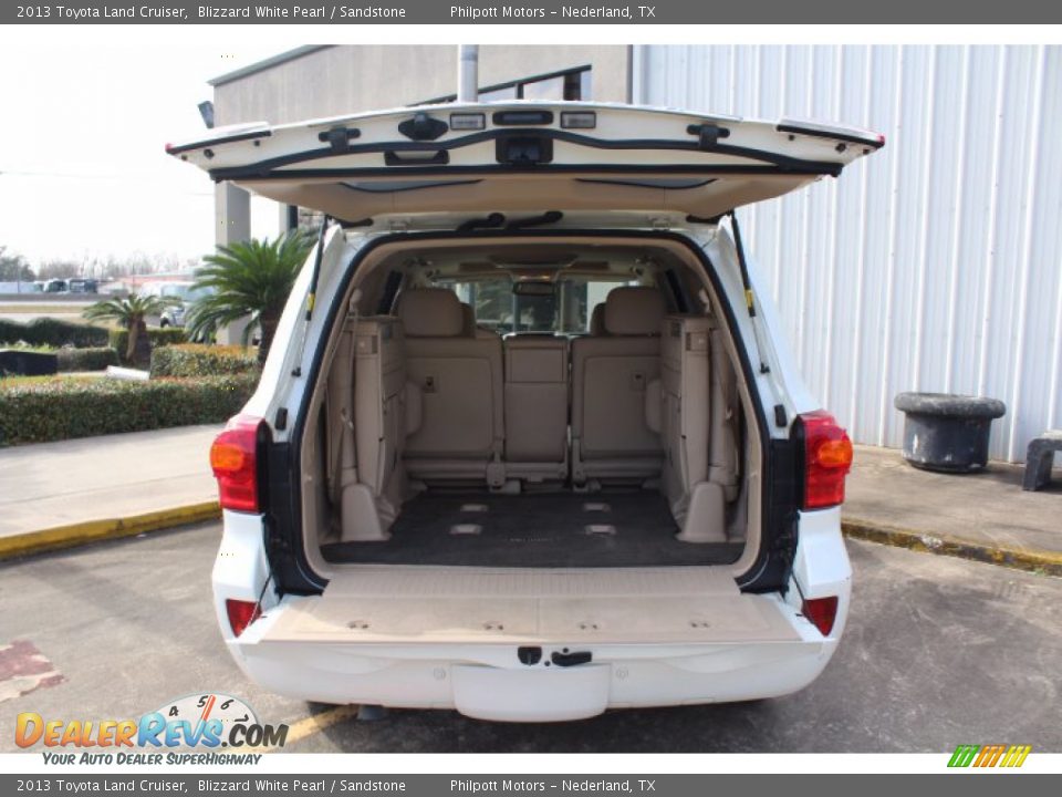 2013 Toyota Land Cruiser Blizzard White Pearl / Sandstone Photo #25