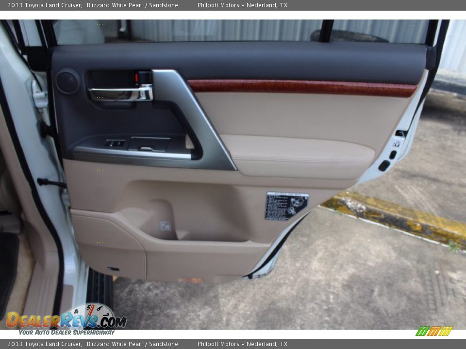 2013 Toyota Land Cruiser Blizzard White Pearl / Sandstone Photo #26