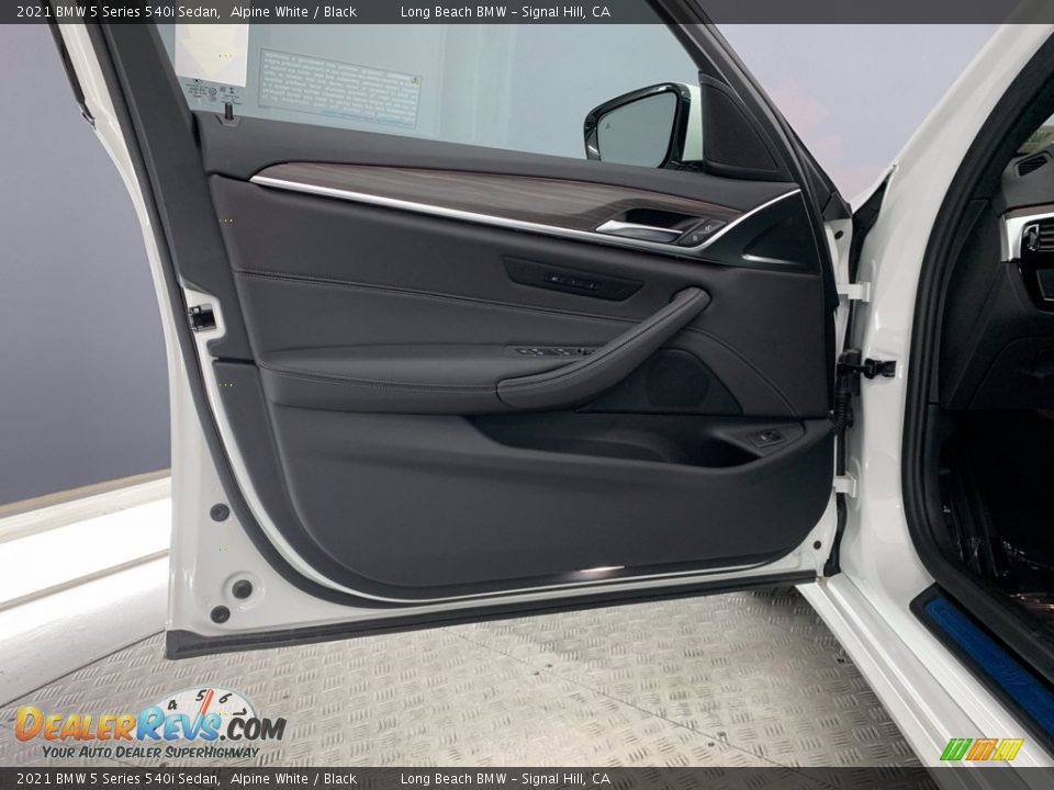 2021 BMW 5 Series 540i Sedan Alpine White / Black Photo #9