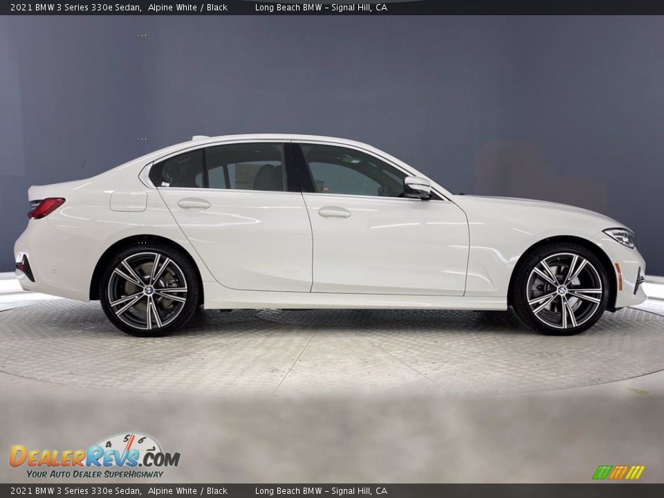 2021 BMW 3 Series 330e Sedan Alpine White / Black Photo #11