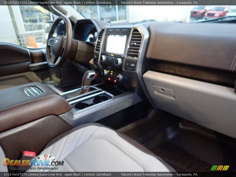 Front Seat of 2019 Ford F150 Limited SuperCrew 4x4 Photo #11