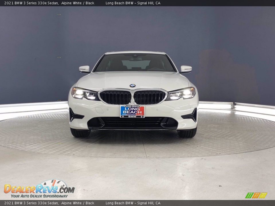 2021 BMW 3 Series 330e Sedan Alpine White / Black Photo #4