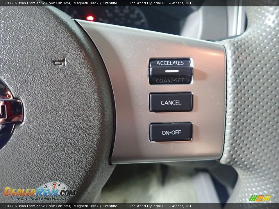 2017 Nissan Frontier SV Crew Cab 4x4 Steering Wheel Photo #27