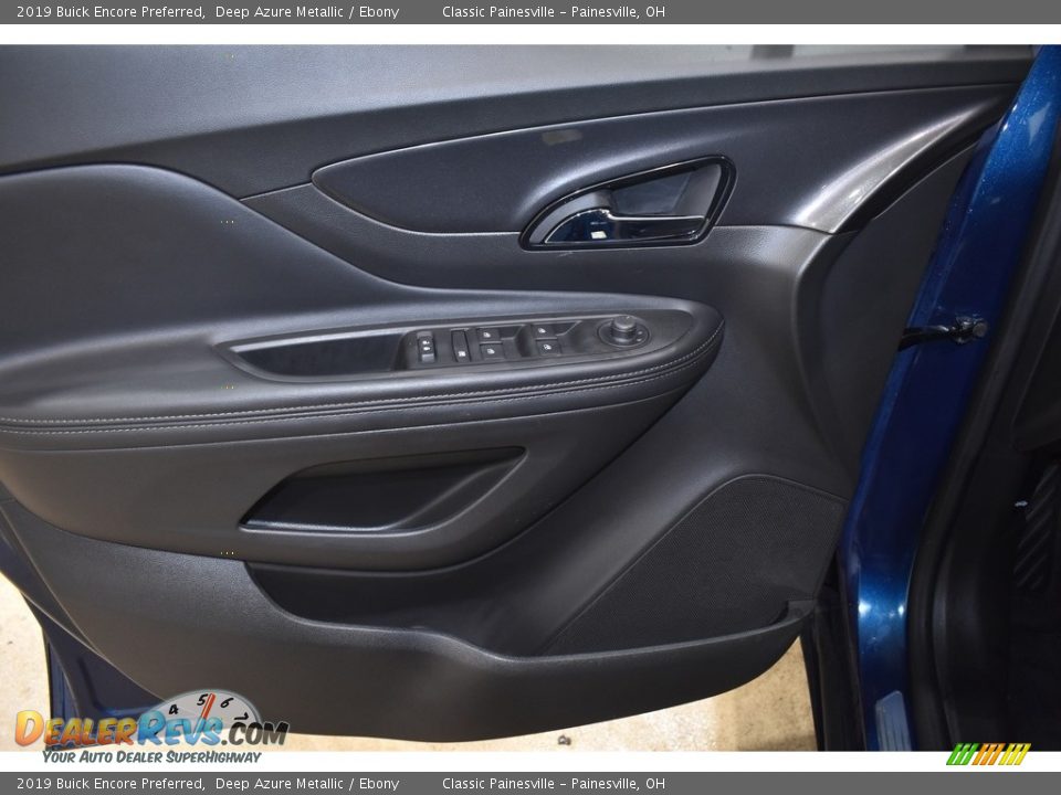2019 Buick Encore Preferred Deep Azure Metallic / Ebony Photo #10