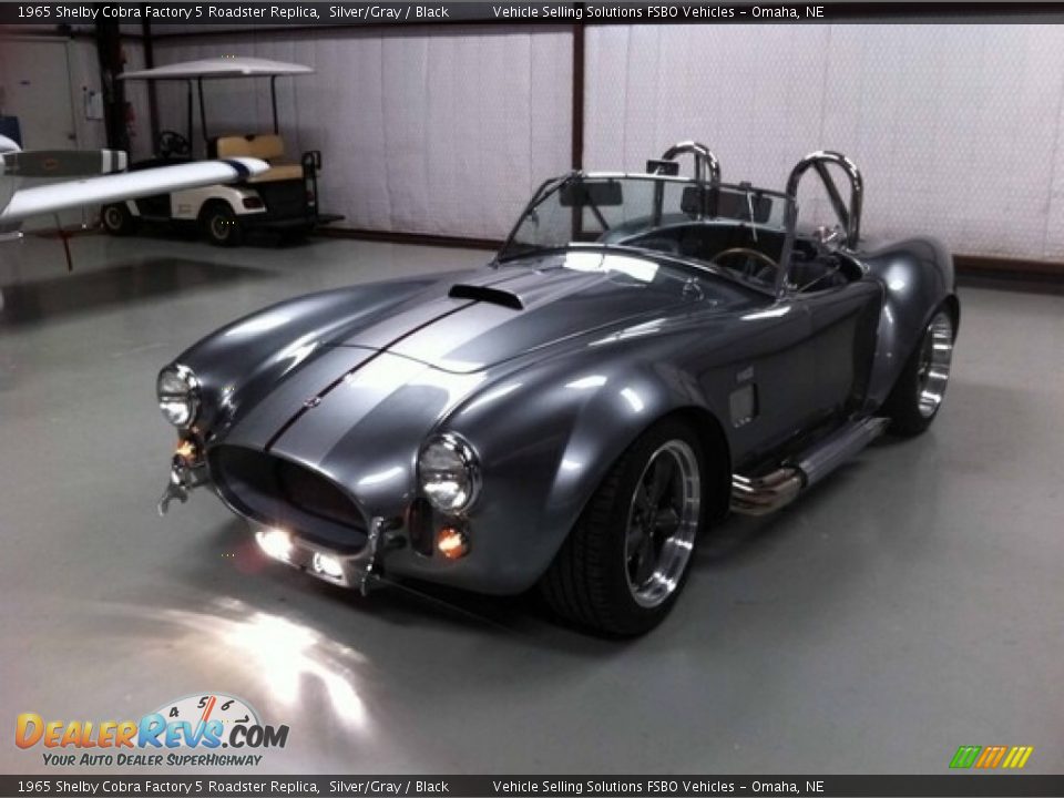 Front 3/4 View of 1965 Shelby Cobra Factory 5 Roadster Replica Photo #4
