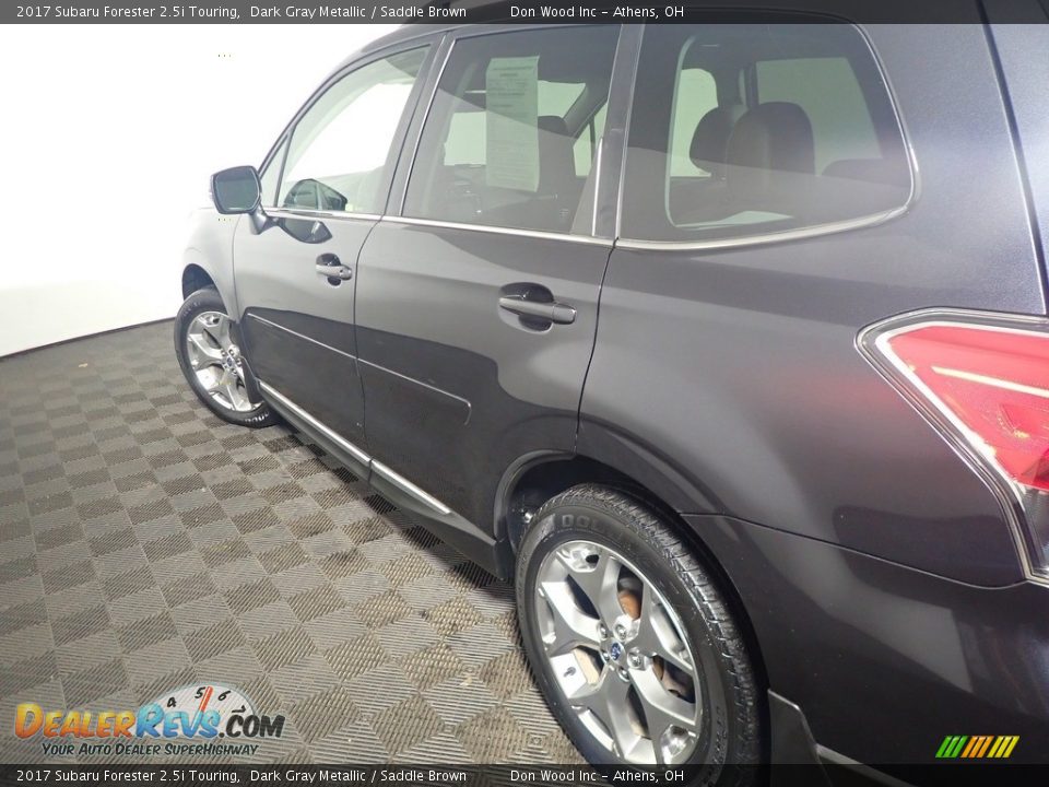 2017 Subaru Forester 2.5i Touring Dark Gray Metallic / Saddle Brown Photo #22