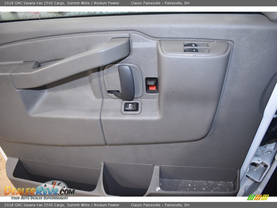 Door Panel of 2018 GMC Savana Van 2500 Cargo Photo #9