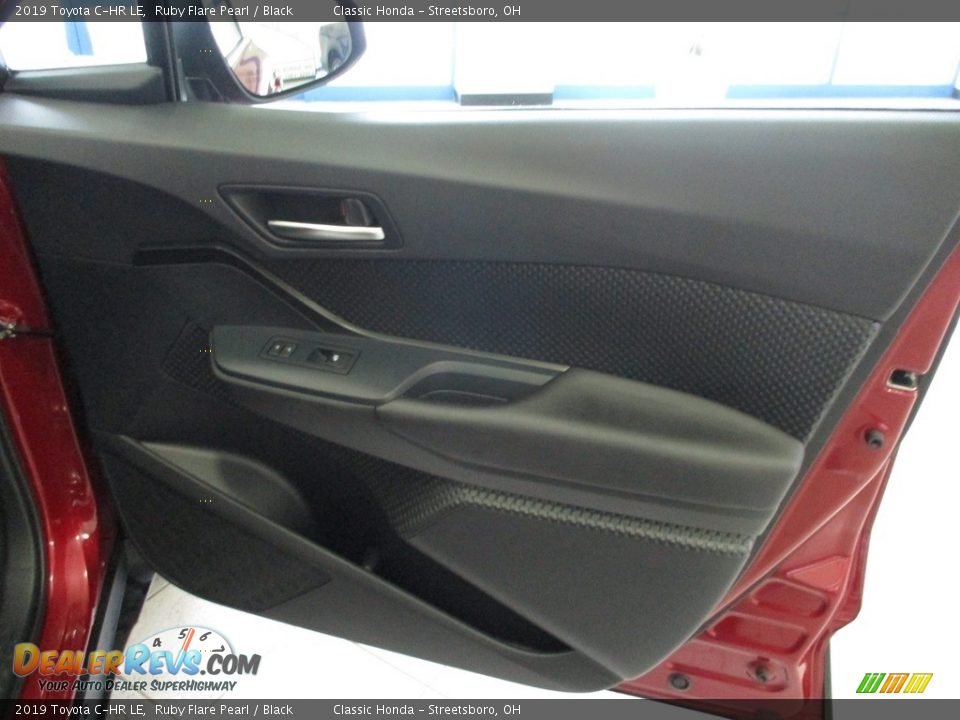 2019 Toyota C-HR LE Ruby Flare Pearl / Black Photo #14