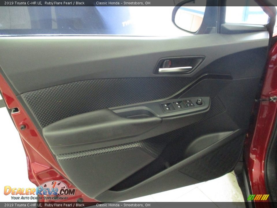 2019 Toyota C-HR LE Ruby Flare Pearl / Black Photo #25
