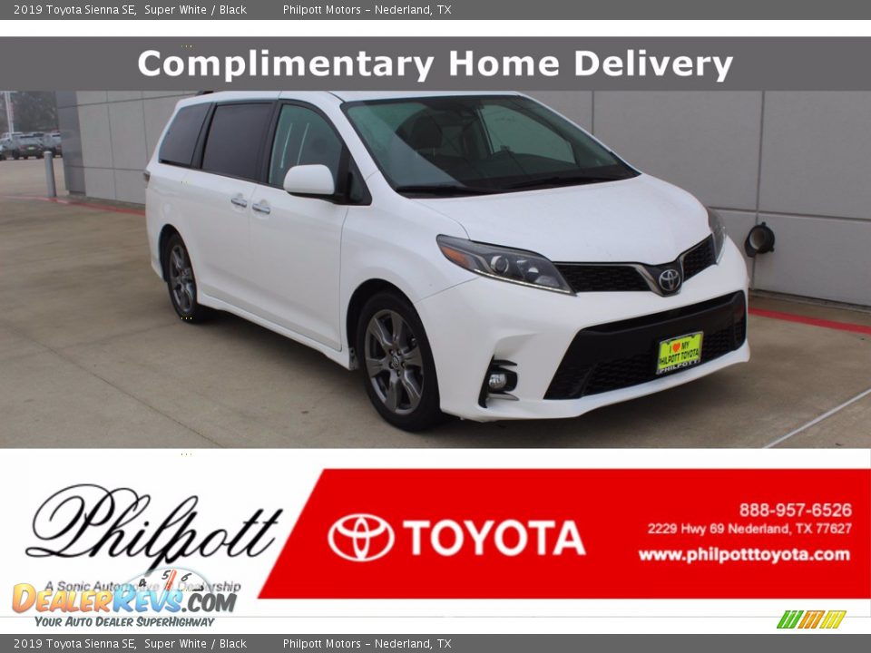 2019 Toyota Sienna SE Super White / Black Photo #1