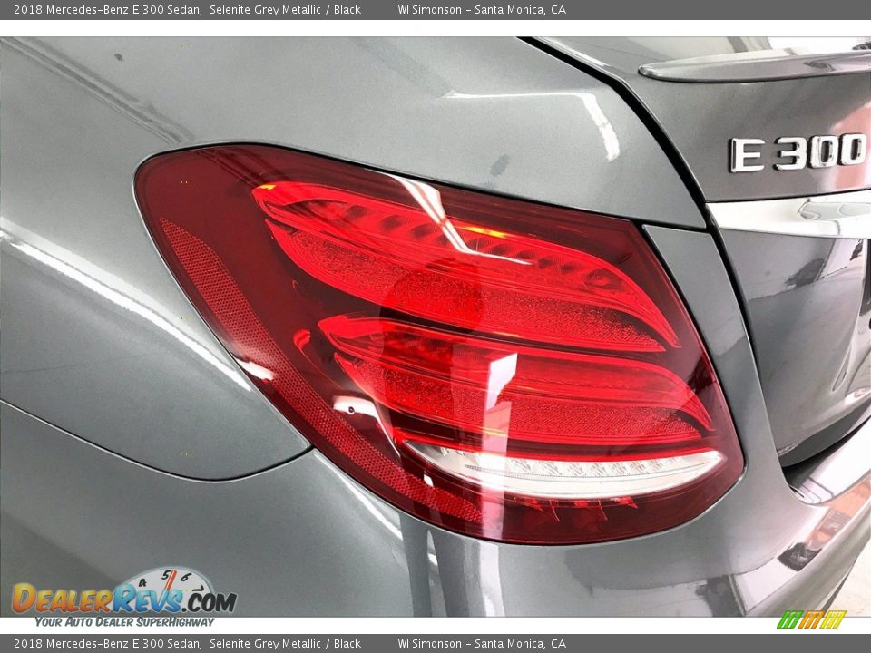 2018 Mercedes-Benz E 300 Sedan Selenite Grey Metallic / Black Photo #29