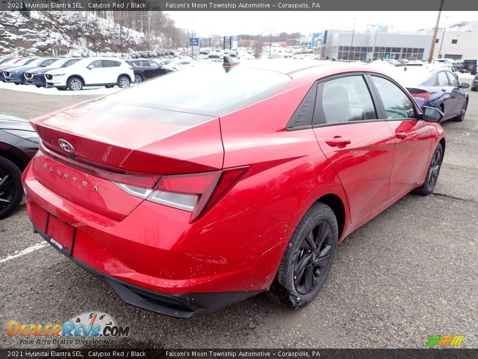 2021 Hyundai Elantra SEL Calypso Red / Black Photo #2