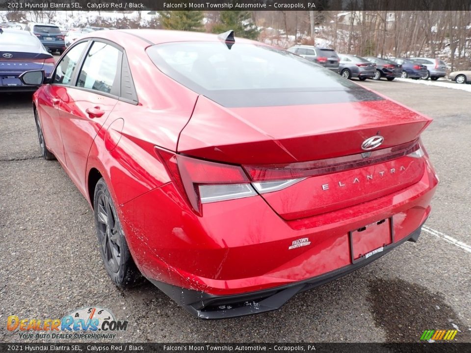 2021 Hyundai Elantra SEL Calypso Red / Black Photo #6