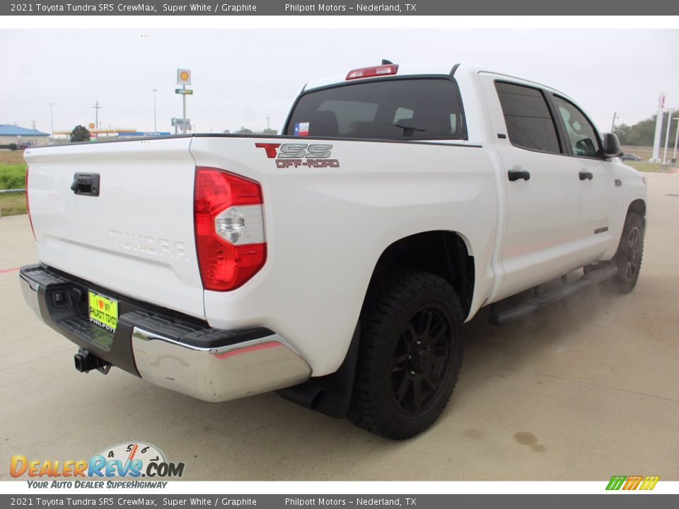 2021 Toyota Tundra SR5 CrewMax Super White / Graphite Photo #8