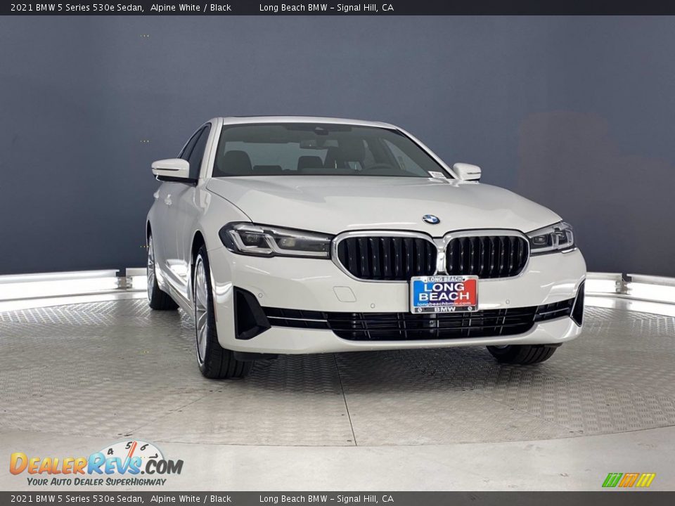 2021 BMW 5 Series 530e Sedan Alpine White / Black Photo #3