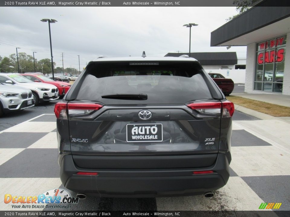 2020 Toyota RAV4 XLE AWD Magnetic Gray Metallic / Black Photo #4