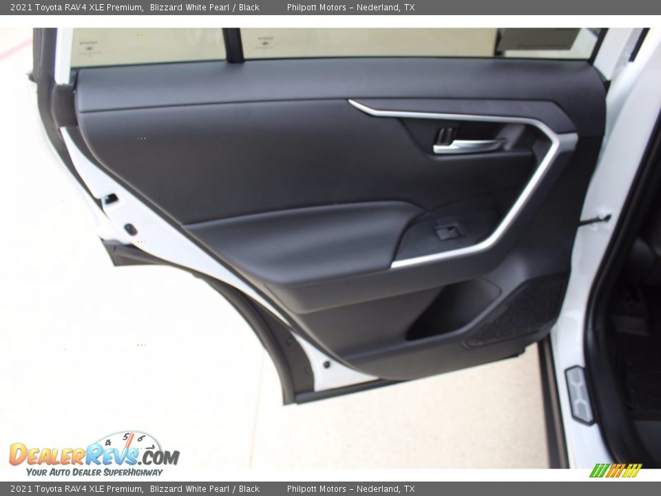 2021 Toyota RAV4 XLE Premium Blizzard White Pearl / Black Photo #20