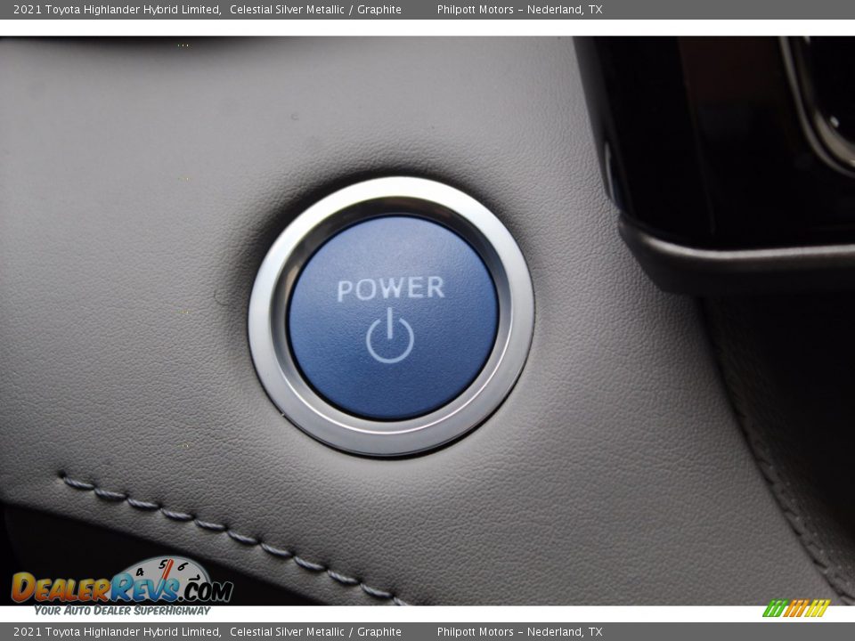 2021 Toyota Highlander Hybrid Limited Celestial Silver Metallic / Graphite Photo #16
