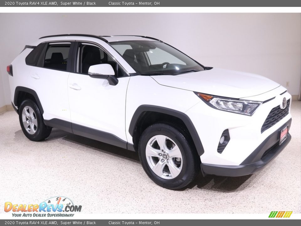 2020 Toyota RAV4 XLE AWD Super White / Black Photo #1